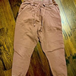 TKEES sweatpants